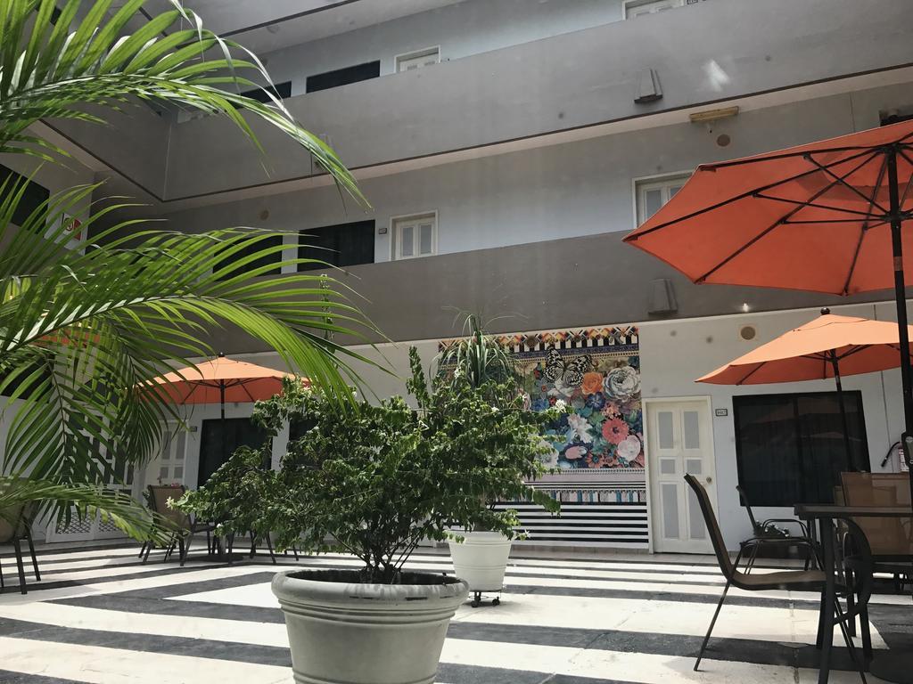 Real Avenida Hotel Tuxtla Gutierrez Exterior photo